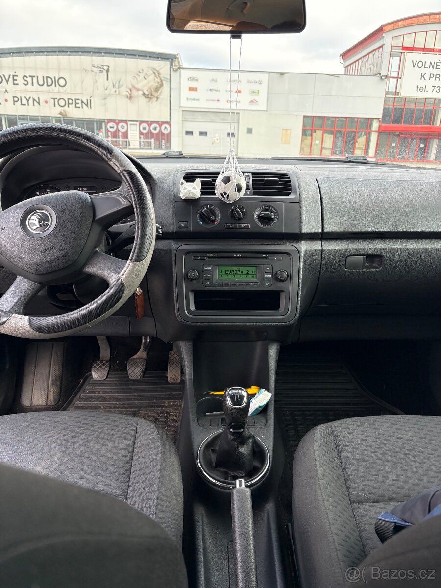 Škoda Fabia 2 - 7