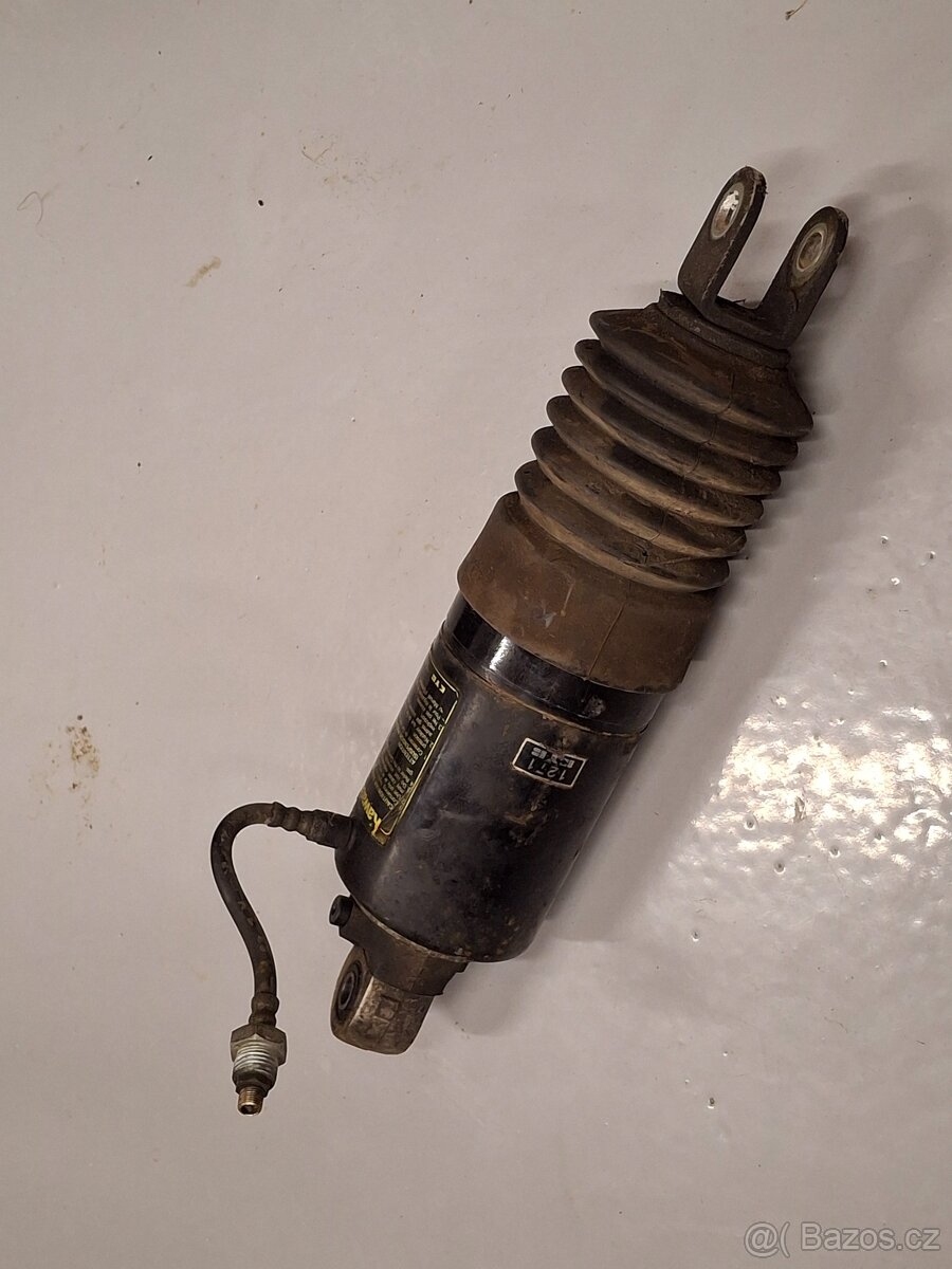 Kawasaki GPZ 1100 Unitrak díly - 7