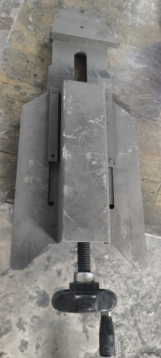 Ohranovaci lis - nastroje - 7
