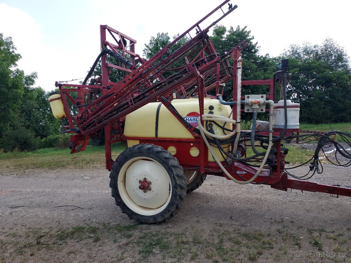 Tažený postřikovač HARDI TZY 1500 1600 12 - 7