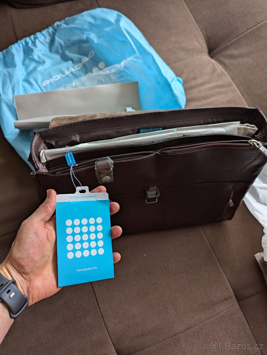 Hnědá kožená aktovka Piquardo - 7