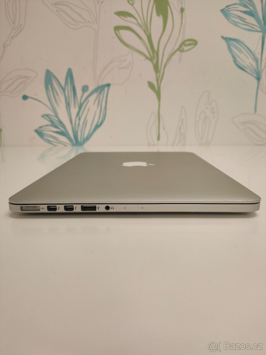 MacBook Pro A1502 i5 2,7 GHz, 8 GB RAM, 256 GB SSD - 7