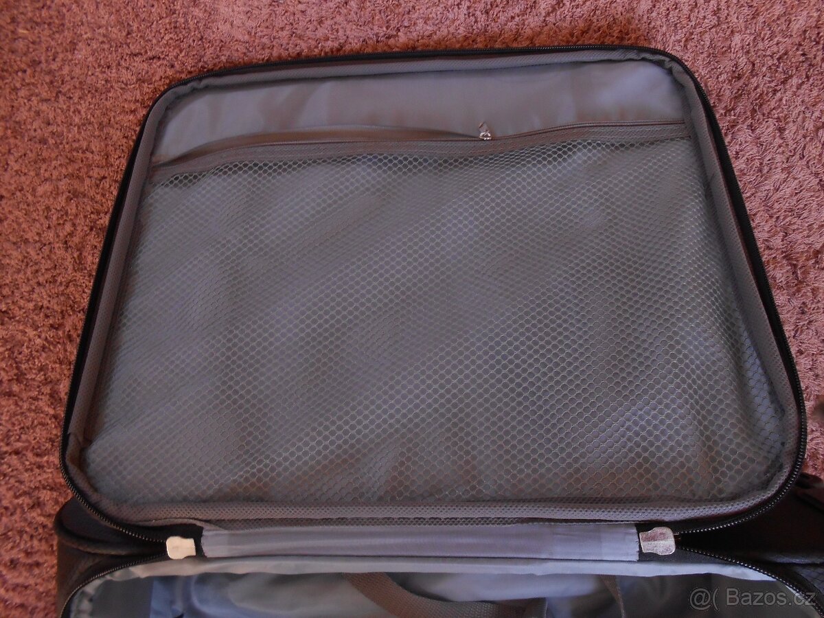 Prodám zánovní kufr - 7