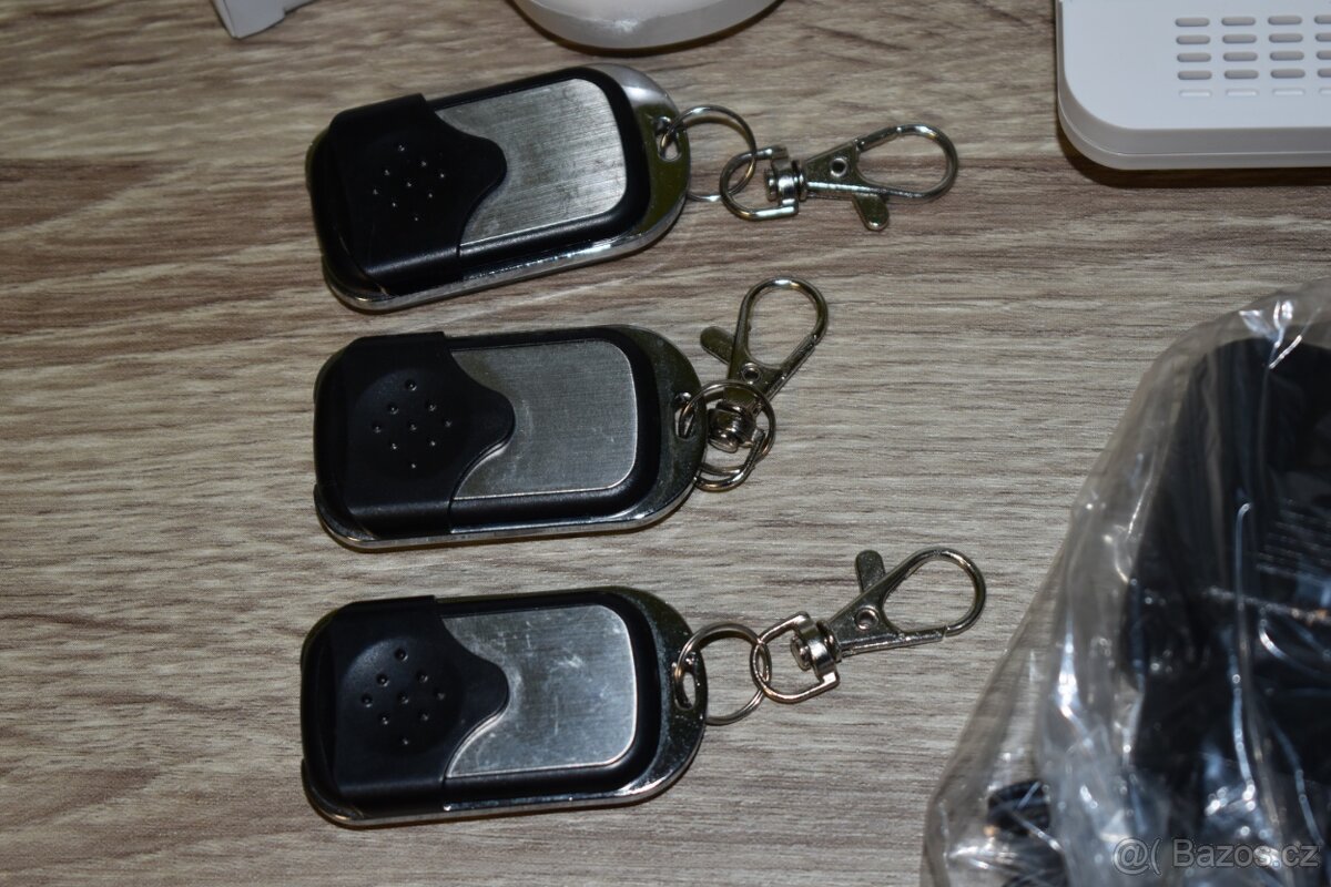 Alarm iGET M3B + Detektor pohybu iGET P1v2 - doprava v ceně - 7