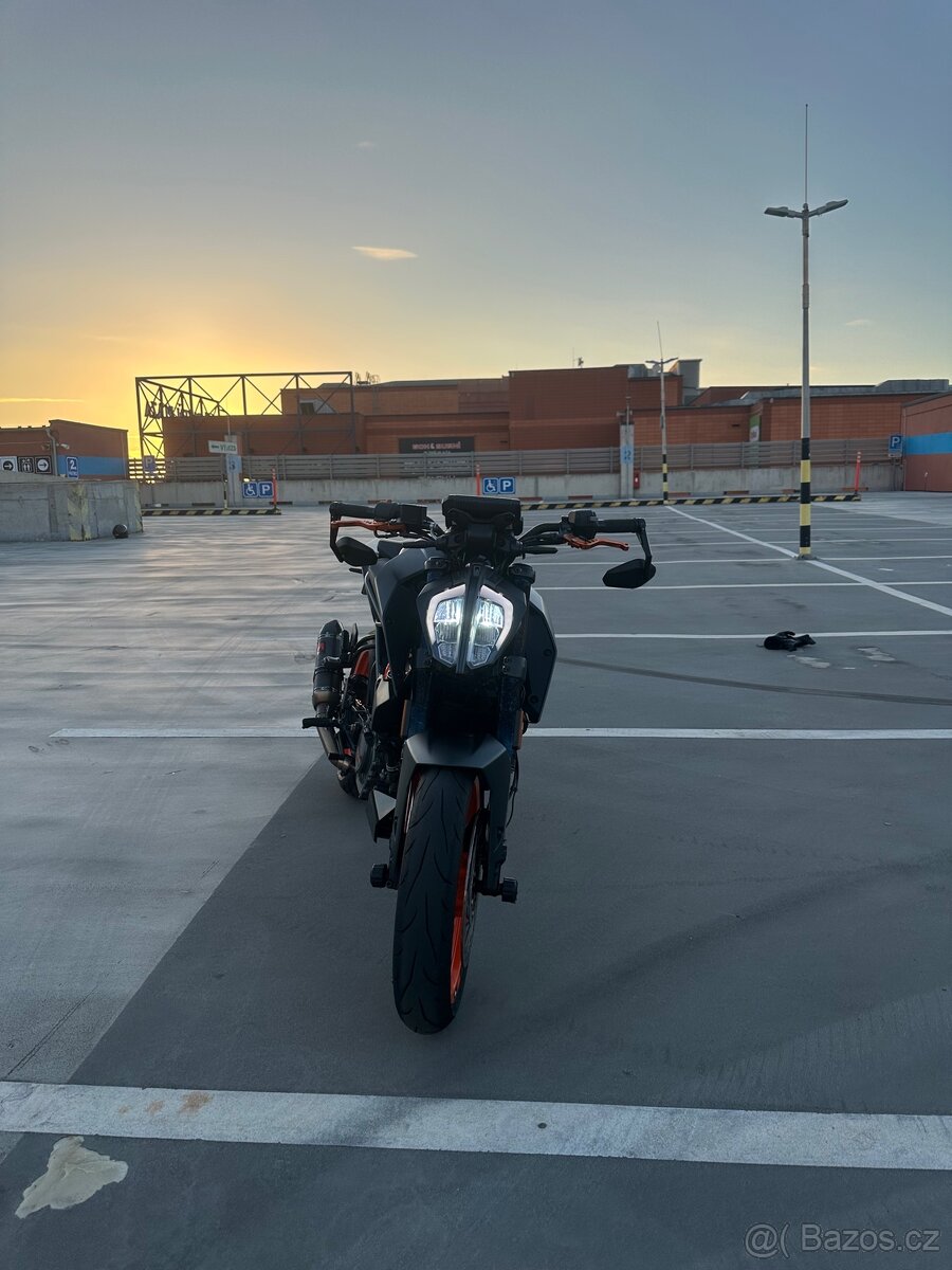 Ktm duke 125 black akrapovic (2021) - 7