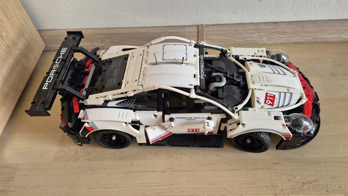 LEGO TECHNIC PORSCHE 911 - 7