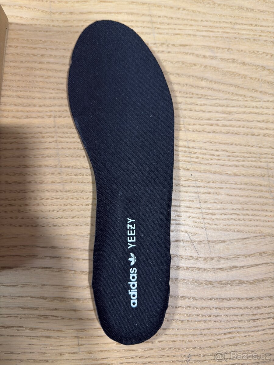 Adidas Yeezy boost 350 v2 black ray gum - 7