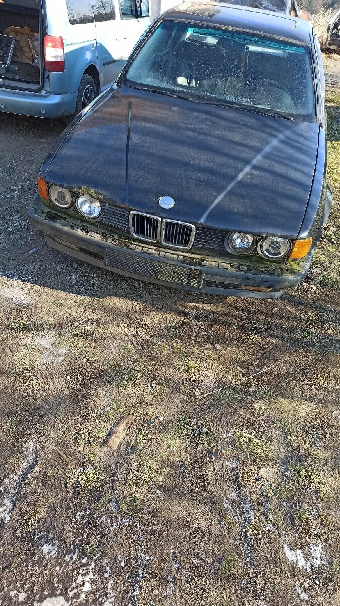 BMW e32 730i - 7
