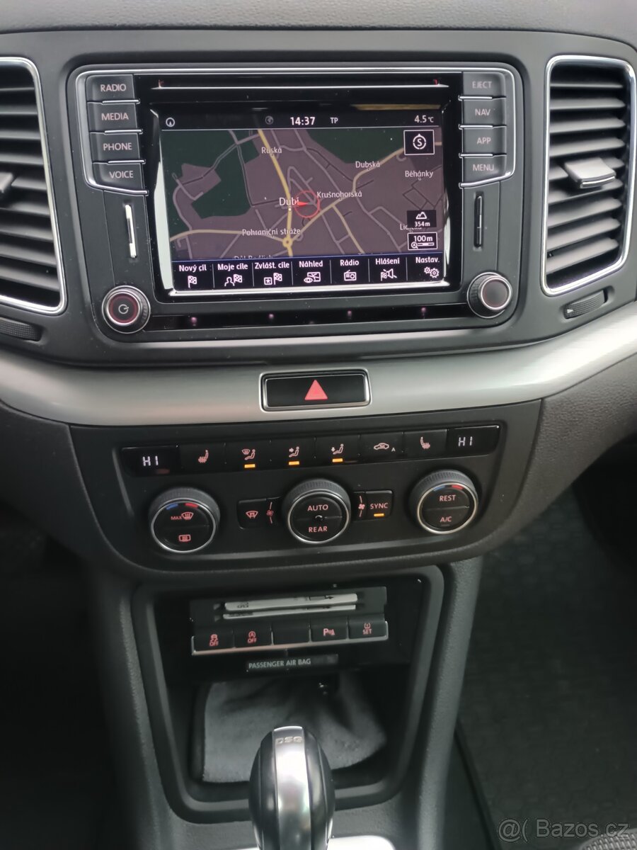 VW Sharan 7 místný - 7