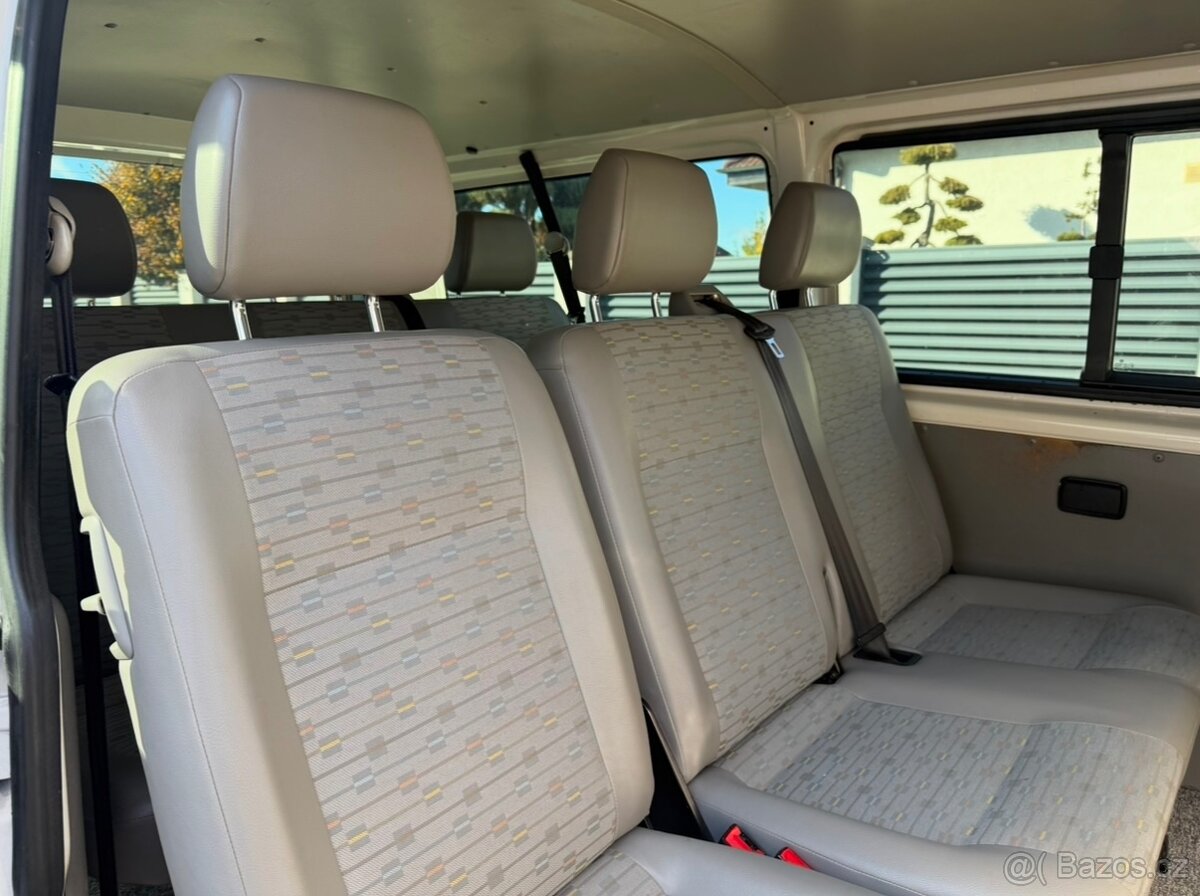 Vw Caravelle 2.0 TDi 103Kw 9-míst long 2011, pěkný stav - 7