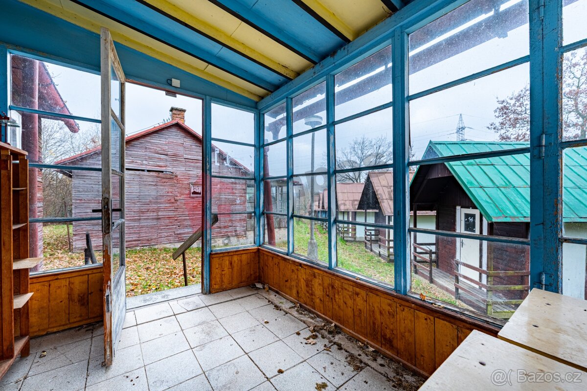 Prodej rekreačního areálu v Doubravicích u Dvora Králové - 7