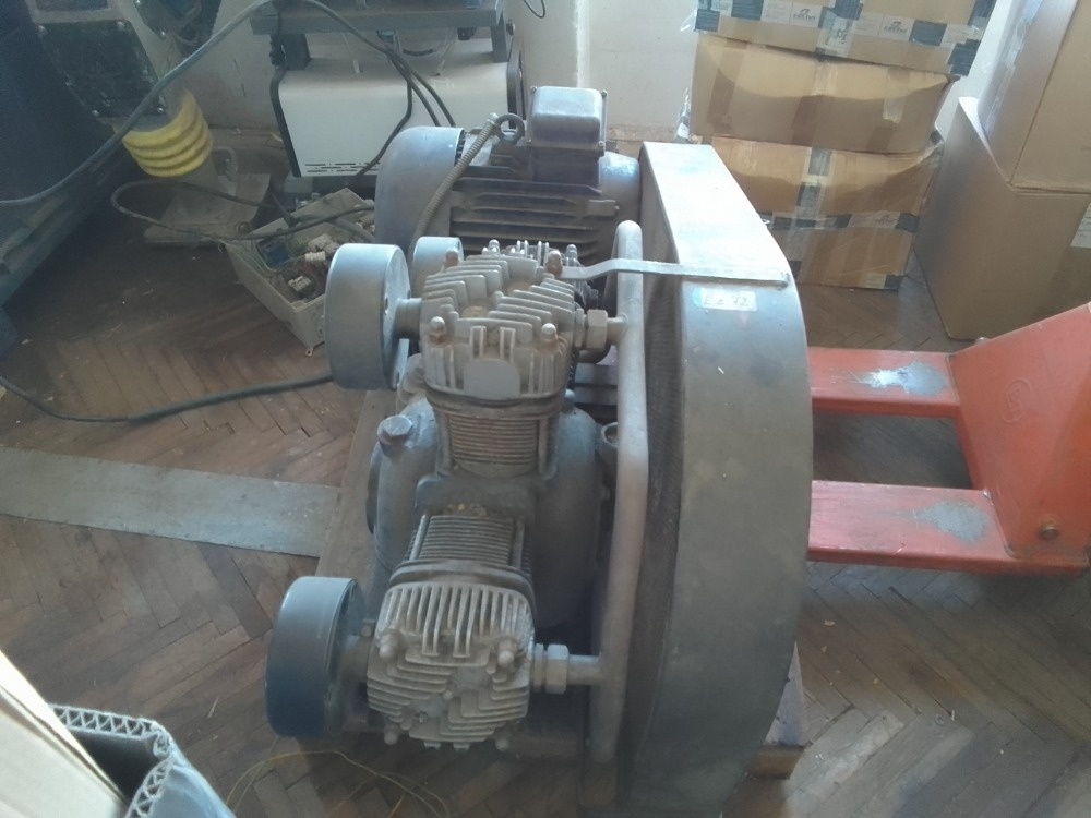 Pìstový kompresor - 7