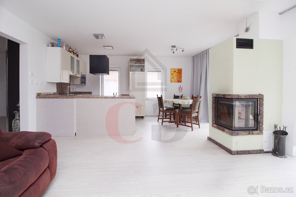 Prodej dvou domu, Hůrky u Zahrádky - 7