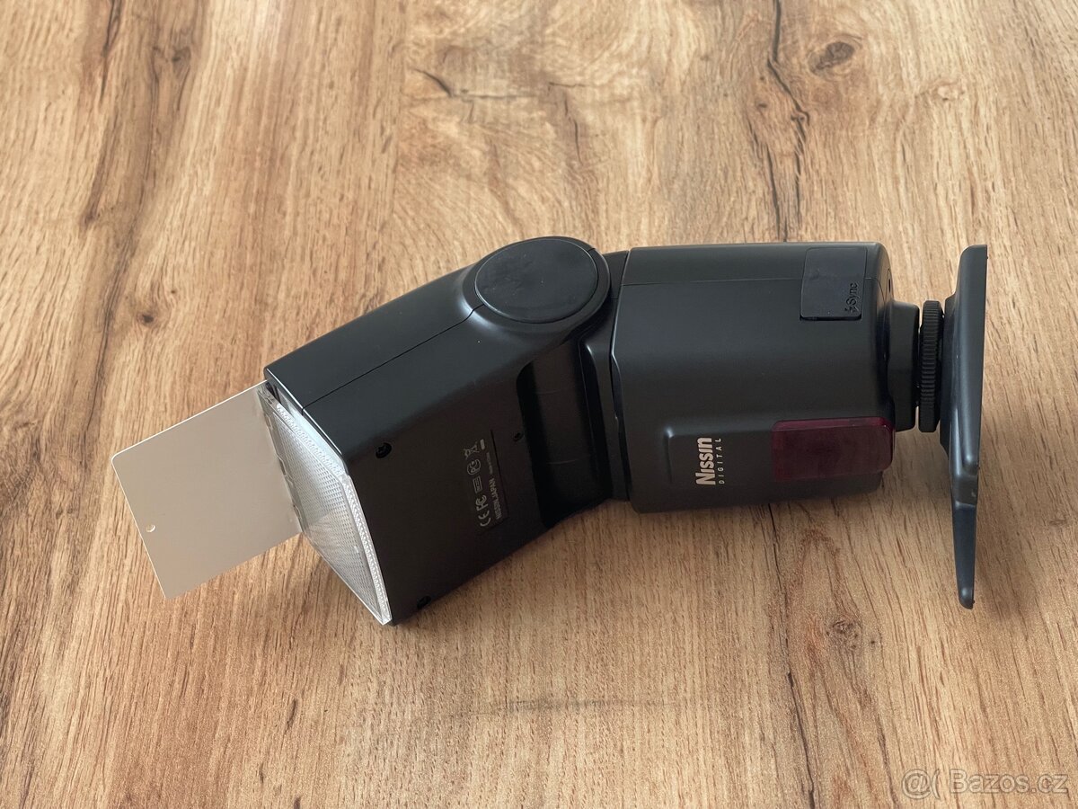 Externí blesk pro Nikon Nissin Di600 - 7