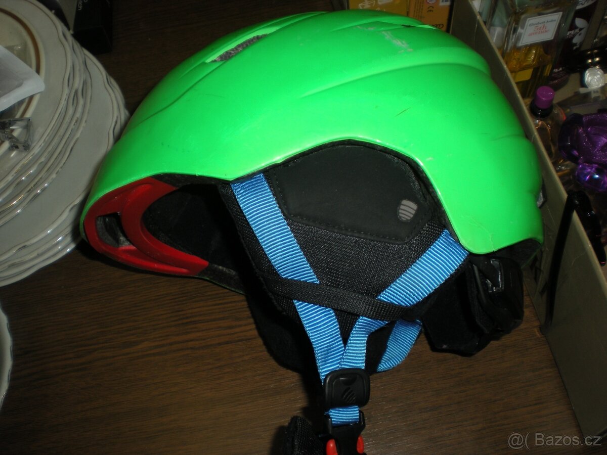 Salovky + kopacky+ zimni boty+rukavice+helma - 7