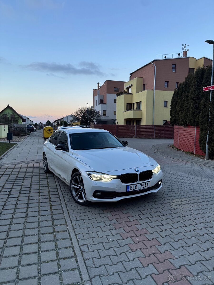 BMW 330e 2016 - 7