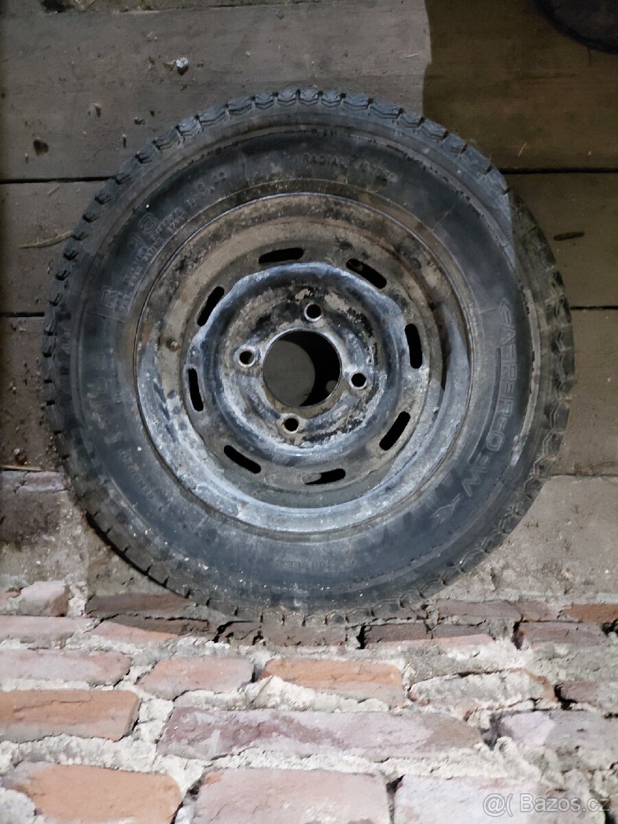 Kola Škoda 120 - 7
