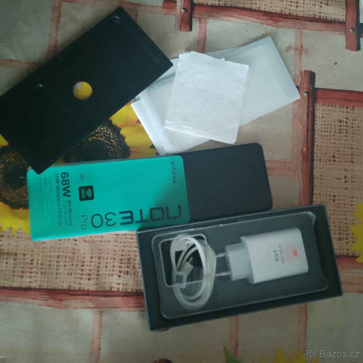 Mobilní telefon - 7