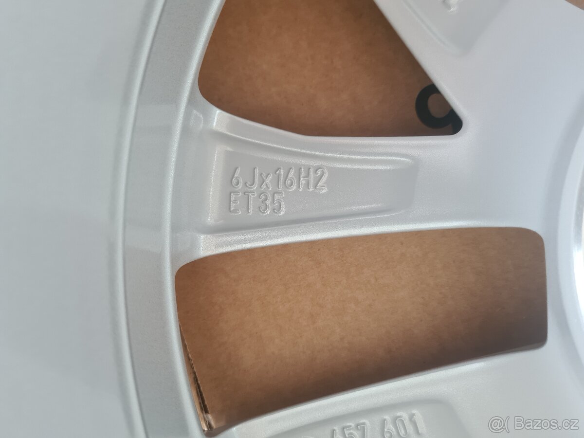 NOVÉ Alu ITALIA 6,0J x 16" ET 35 Kamiq, Scala atd. - 7