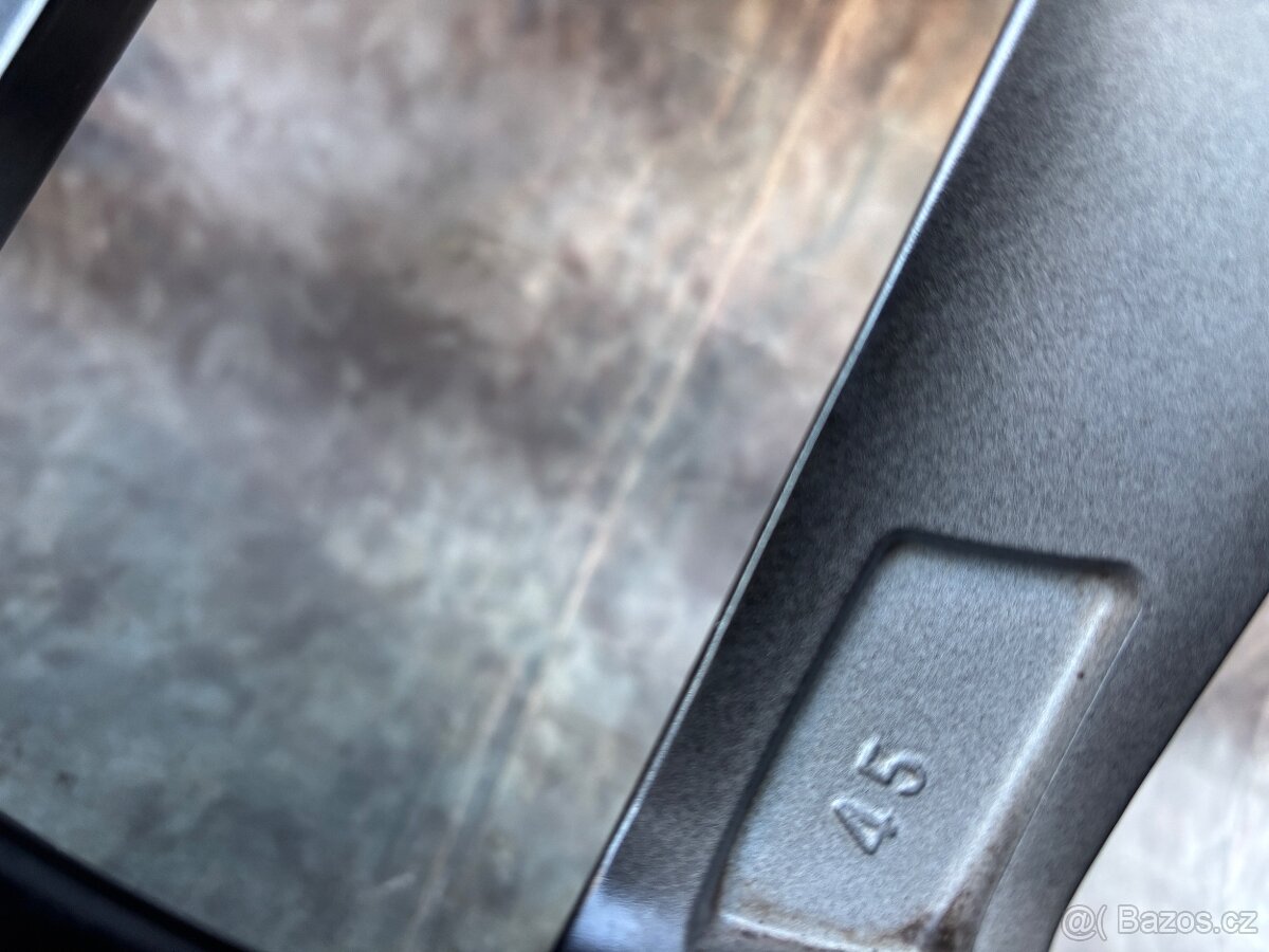 Originální Alu kola Toyota Rav4 235/55/18 95%vzorek DOT23 - 7