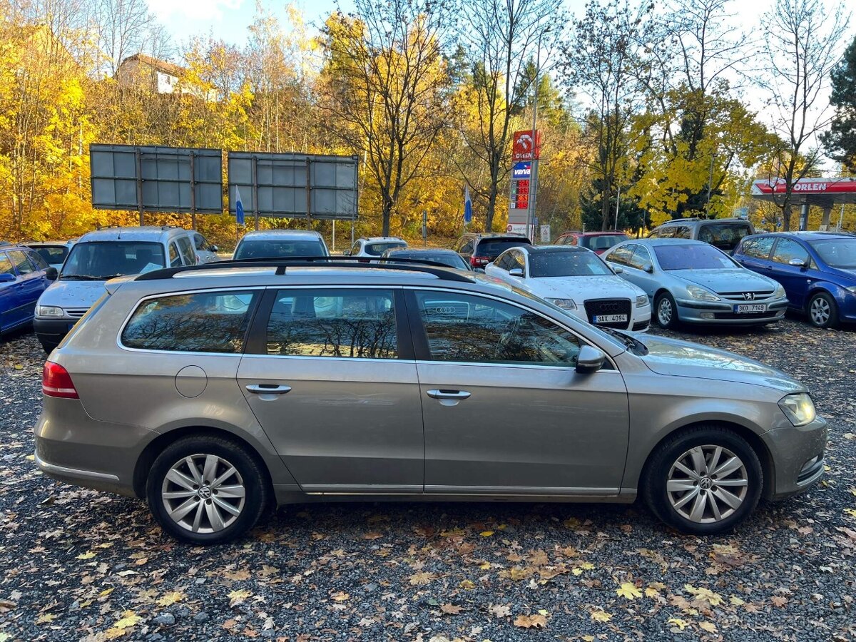Volkswagen Passat Combi 2.0 TDI 103 kW klima serviska ČR - 7