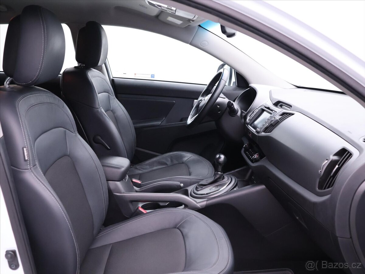 Kia Sportage 2,0 CRDi 135kW 4x4 Comfort+ (2012) - 7