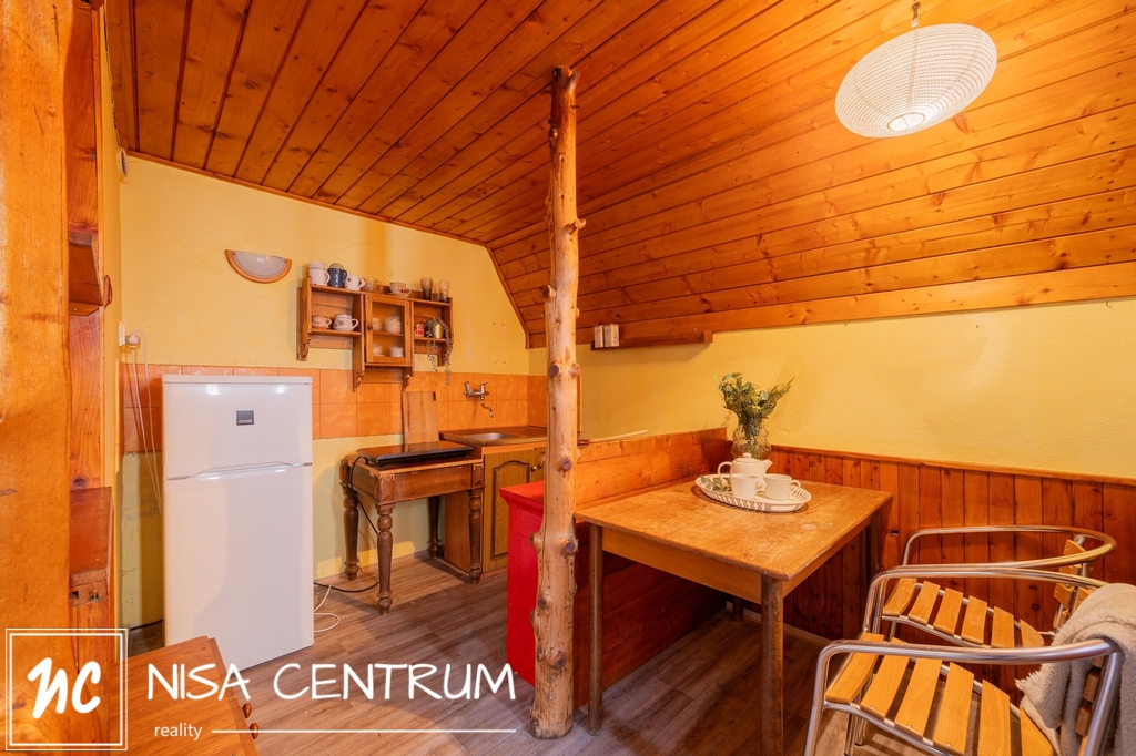 Prodej chaty 90 m², pozemek 1209 m², na okraji města Vysoké - 7