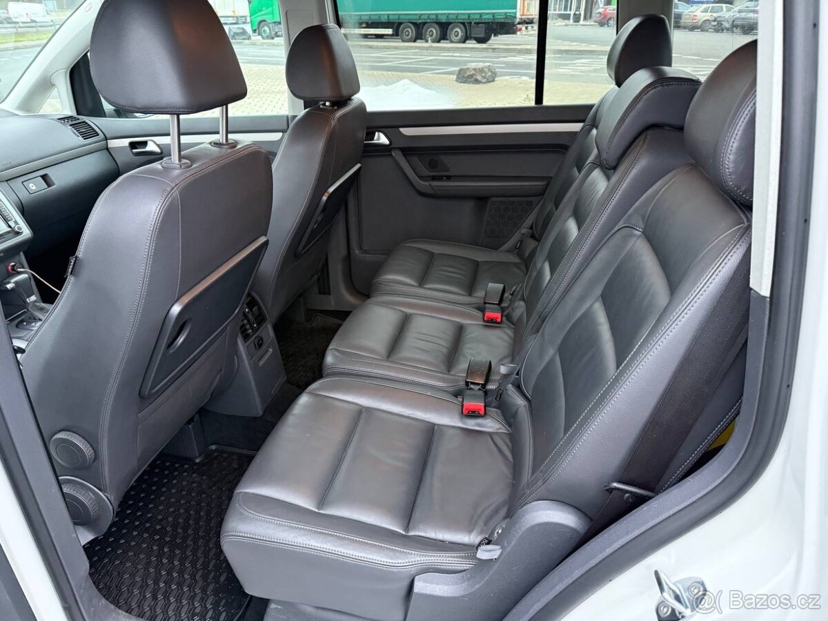 TOURAN CROSS 2.0 TDI - 7