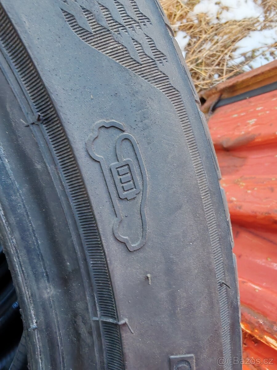 235/45/18 ,98V Bridgestone turanza - 7