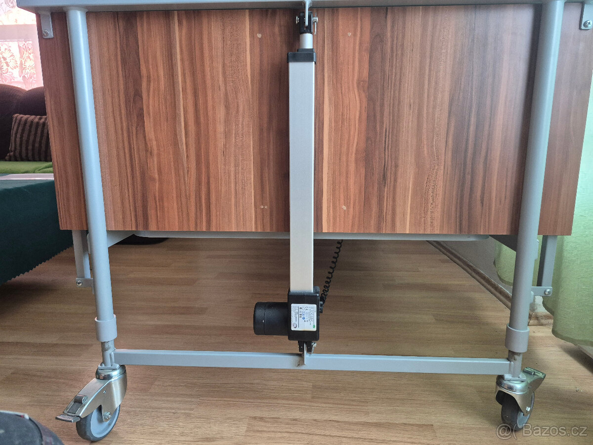 Zdravotní polohovací postel - 7