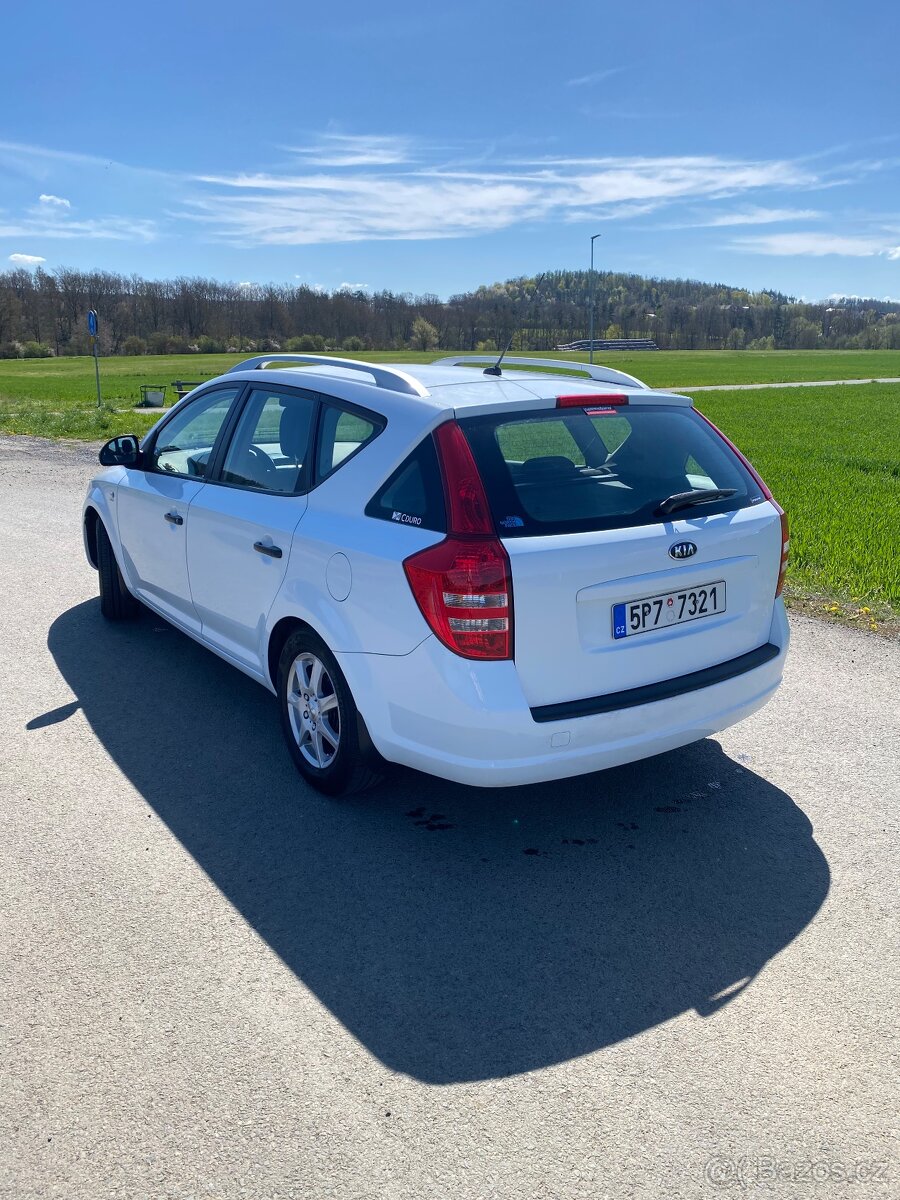 Kia ceed 1,4 combi 2009 - 7