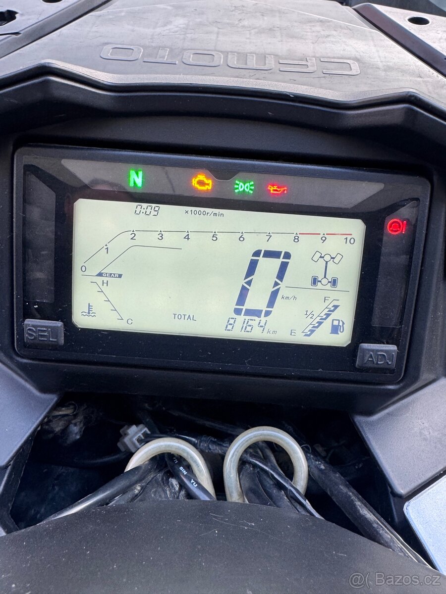 CFMOTO Gladiátor x625-EPS- bíle SPZ - 7