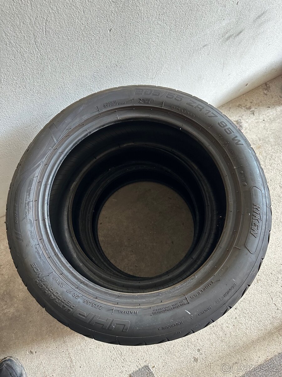 Pneumatiky 205/55 r17 - 7