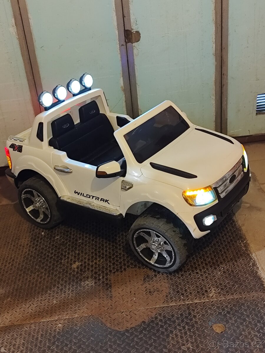 Dětské elektrické auto FORD RANGER - 7