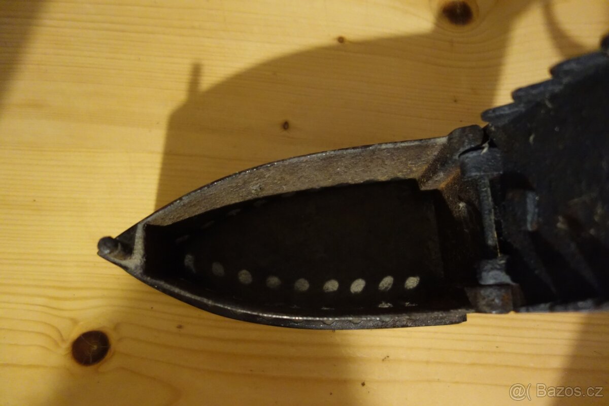 Historická žehlička - 7