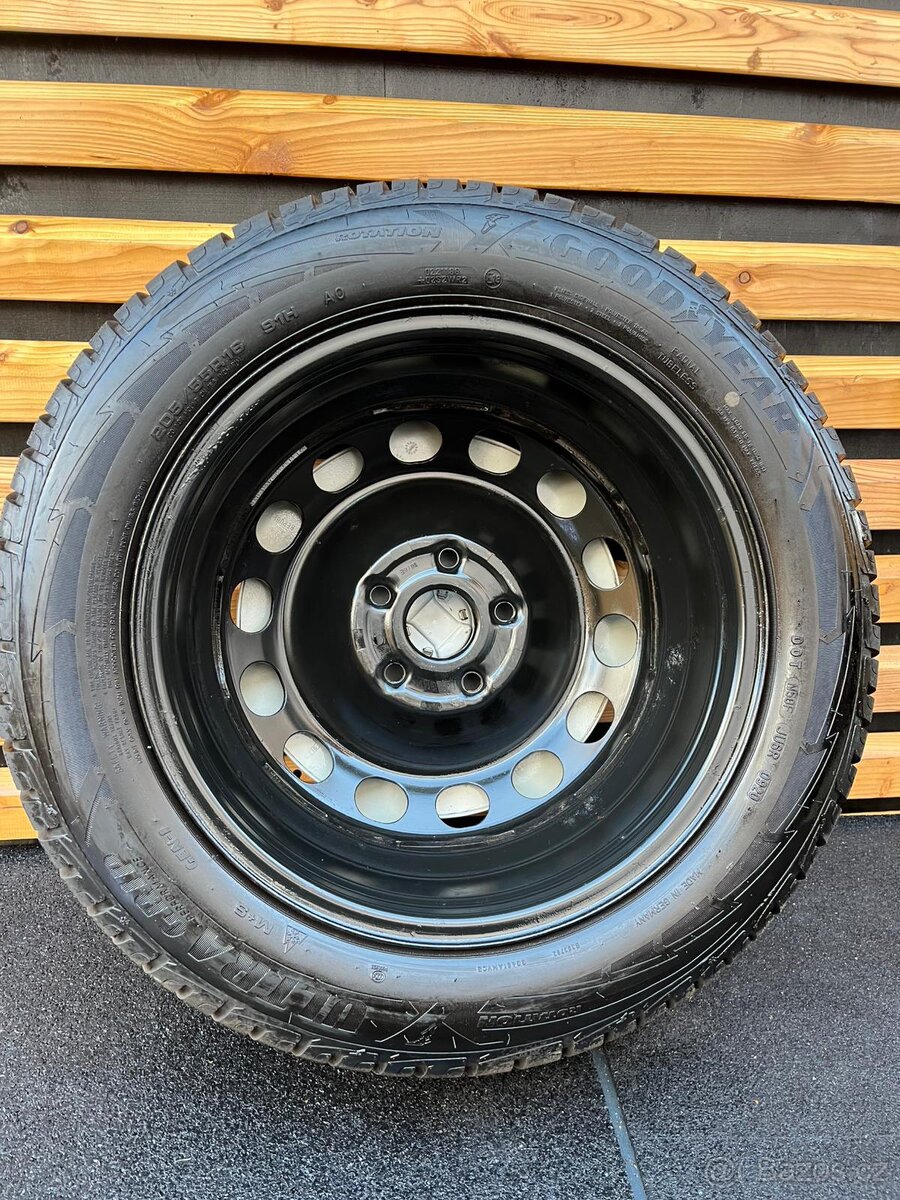 Originální kola Audi A3 5x112 top pneumatiky a stav❄️ - 7