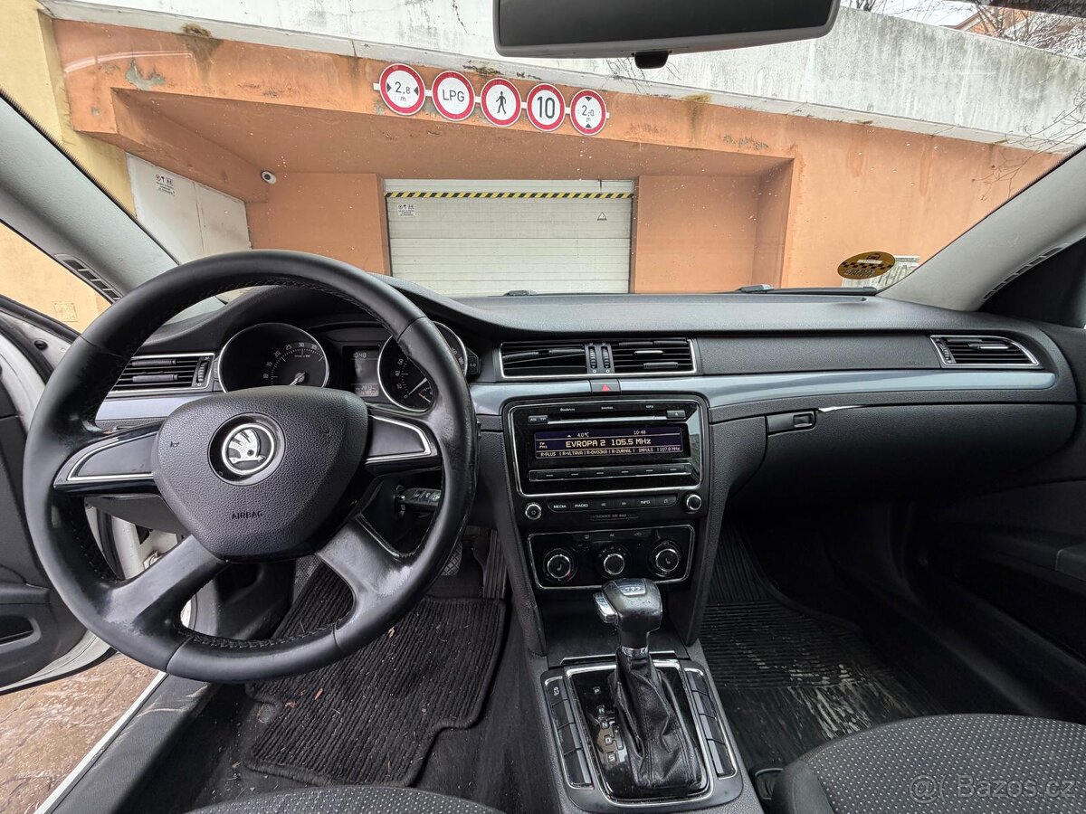 Superb 2 kombi tdi dsg alu tazne - 7