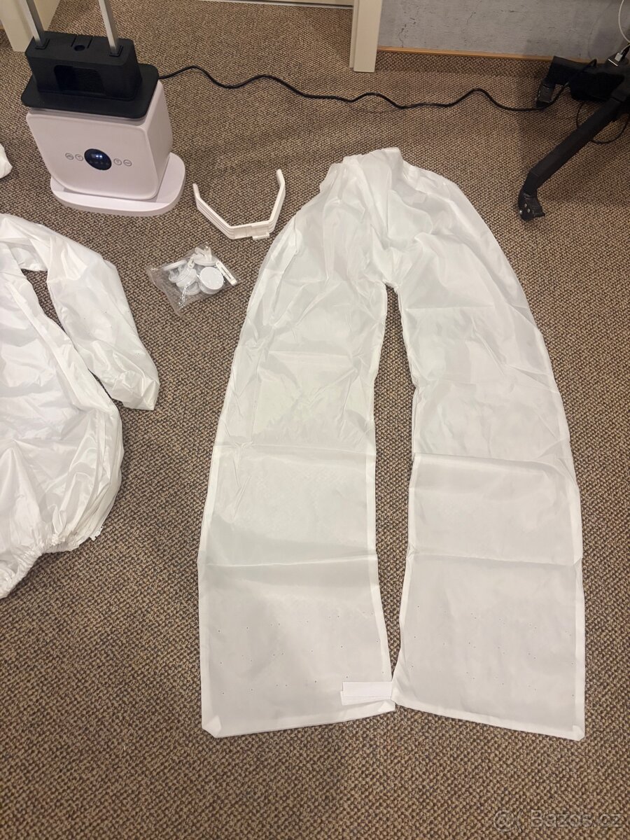 Přenosná sušička a žehlička prádla - 7