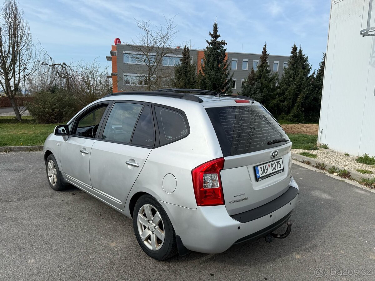 Kia Carens 2.0 CRDi 103 kW - 7