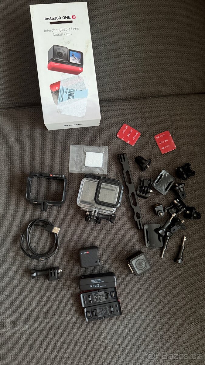 Akcni kamera Insta 360 One r - 7