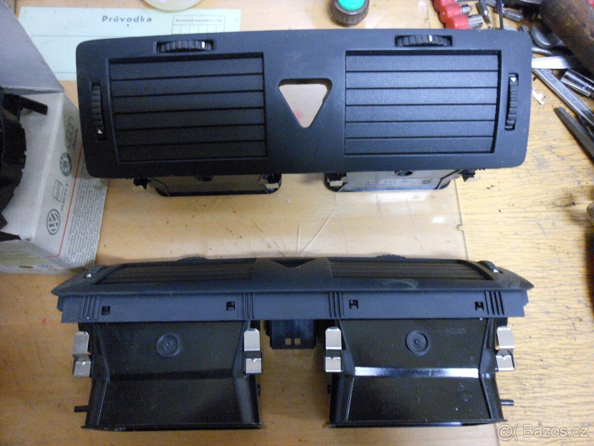 Náhradní díly na vozy ŠKODA - - 7