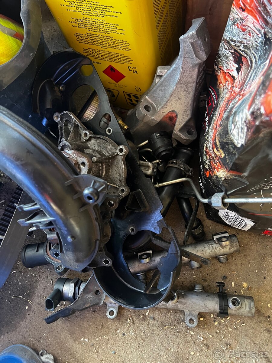Motor 2,7tdi audi - 7