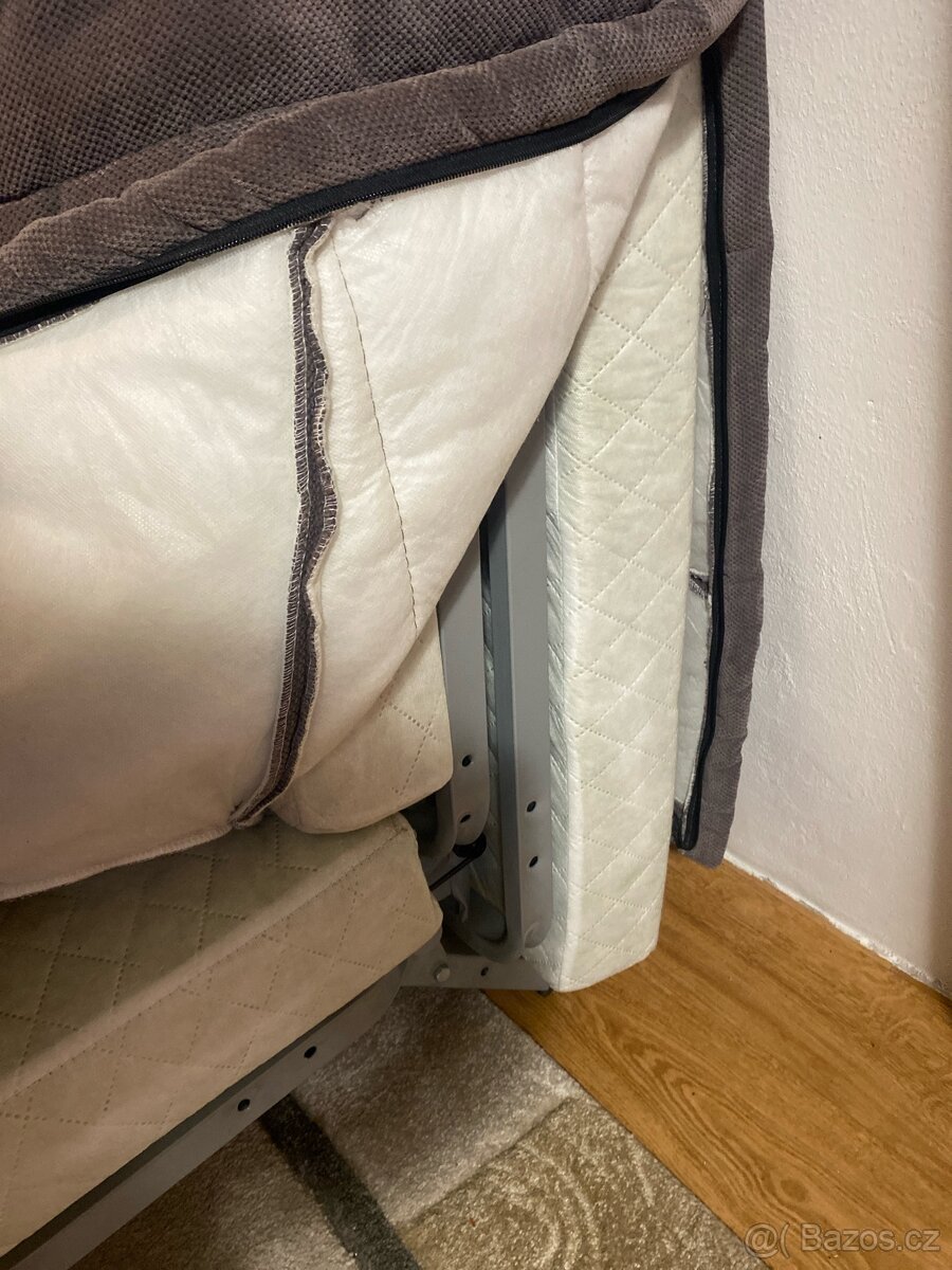 Gauč rozkládací na každodenní spaní - 7