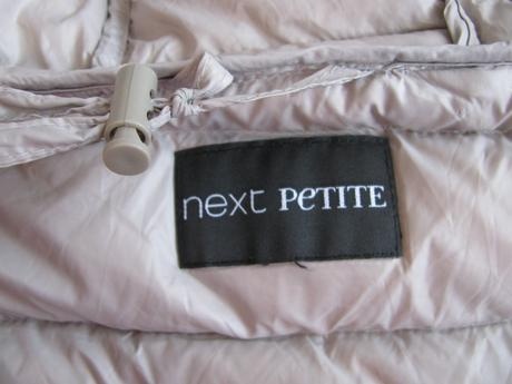 Přechodná šedá péřová bunda s kapucí NEXT vel.38 - 7