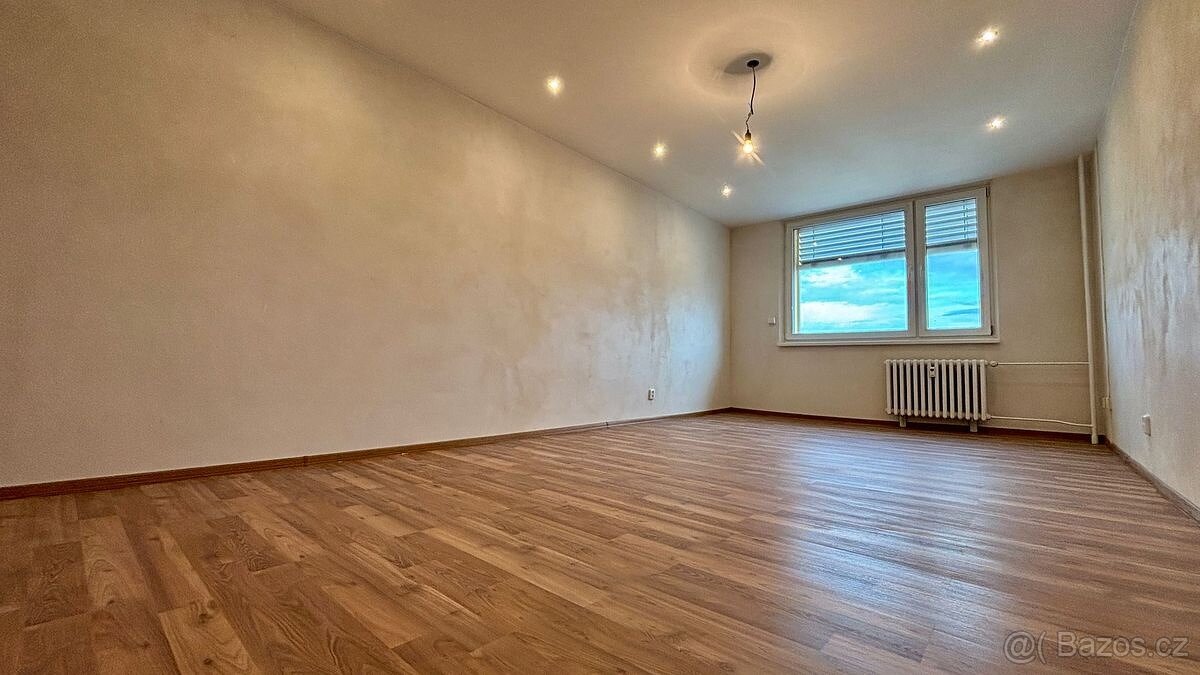 Byt po rekonstrukci 1+KK 30 m2 - 7