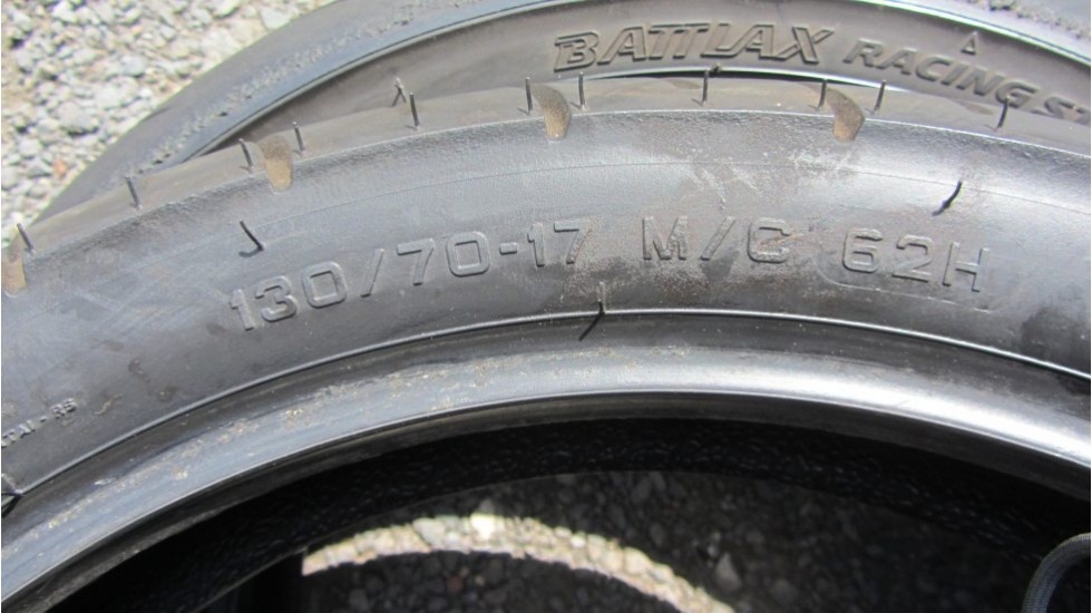 Metzeler 130/70/17, DOT2109 - 7