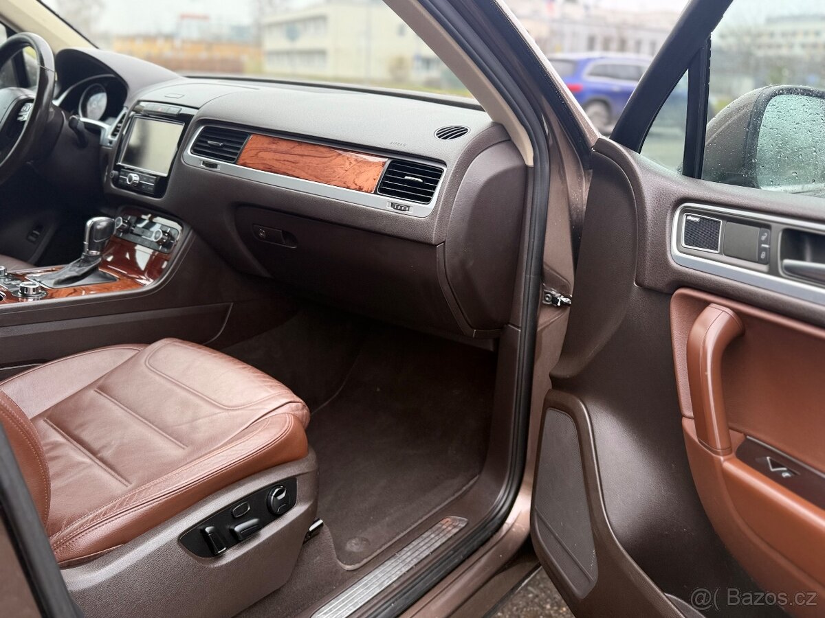 VW touareg 4.2TDI - 7