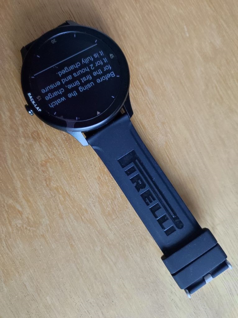 Originální čepice a chytré hodinky Formule 1 Pirelli - 7