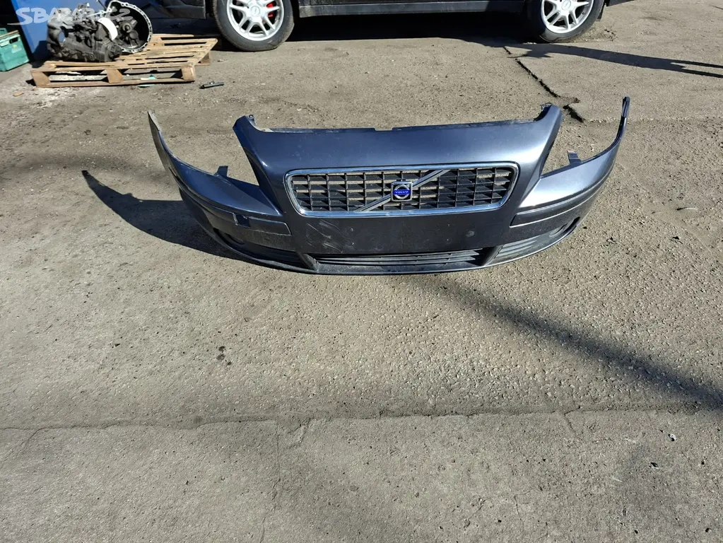 Přední nárazník Volvo s40 (2004) - 7