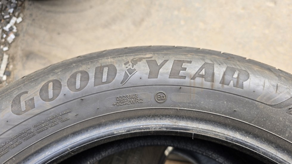 Letní pneu 215/55/17 Good Year - 7